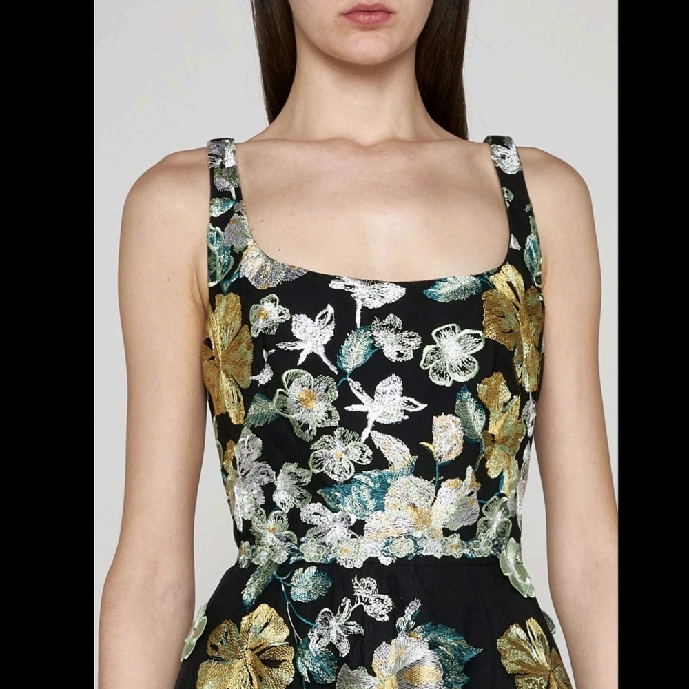 Marchesa Notte Floral Applique 3D Embroidered Tea Length Gown Tulle Size 8 - Picture 9 of 17